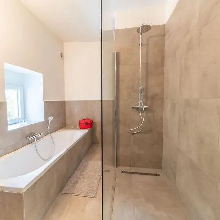 Charming Holiday Home In Habay-La-Neuve With Garden Nyaraló Habay-la-Neuve