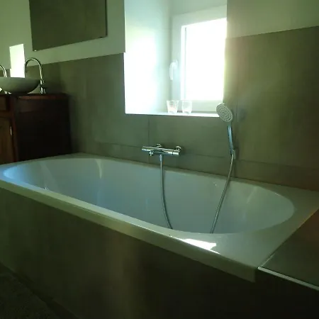 Nyaraló Charming Holiday Home In Habay-La-Neuve With Garden