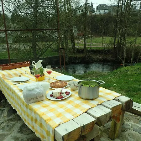 Charming Holiday Home In Habay-La-Neuve With Garden Nyaraló Habay-la-Neuve