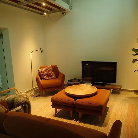 Charming Holiday Home In Habay-La-Neuve With Garden בית נופש
